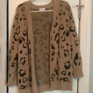 Leopard fuzzy cardigan